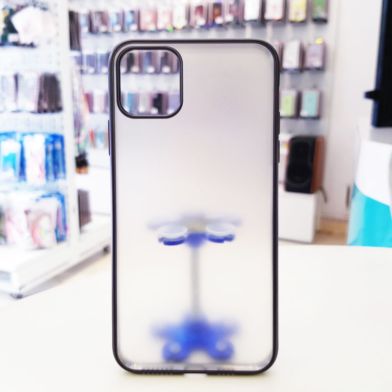 Ốp lưng iPhone X chính hãng joyroom lưng nhám viền đen